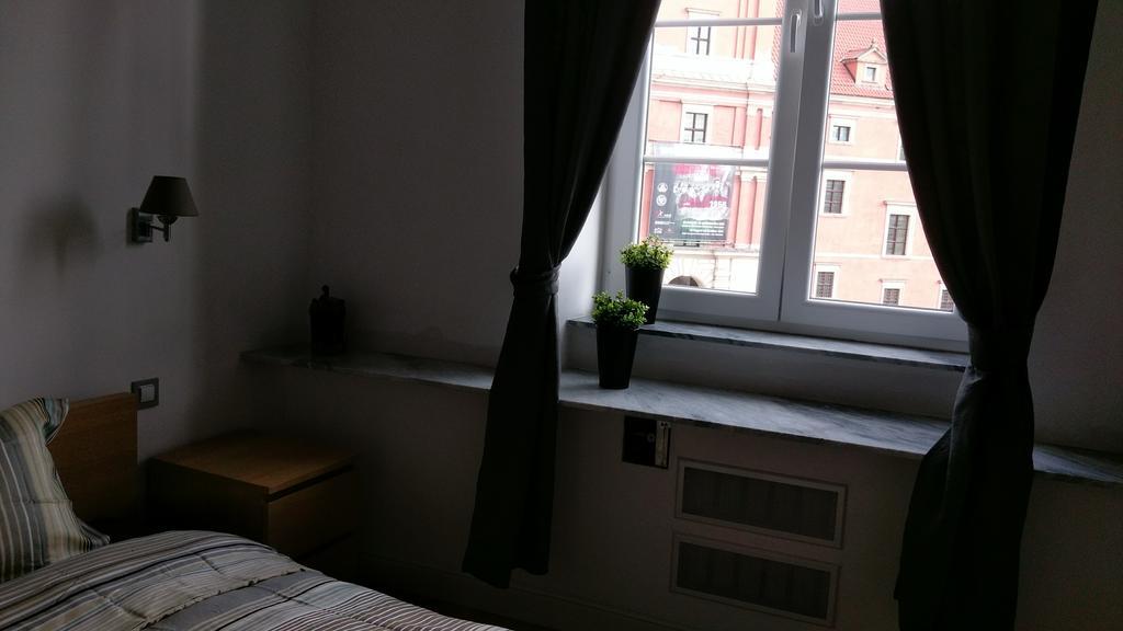 Zamkowy Apartment Old Town วอร์ซอ ภายนอก รูปภาพ