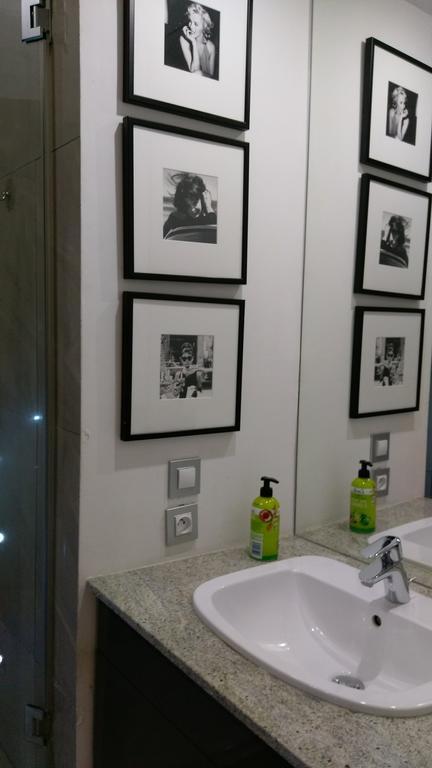 Zamkowy Apartment Old Town วอร์ซอ ภายนอก รูปภาพ