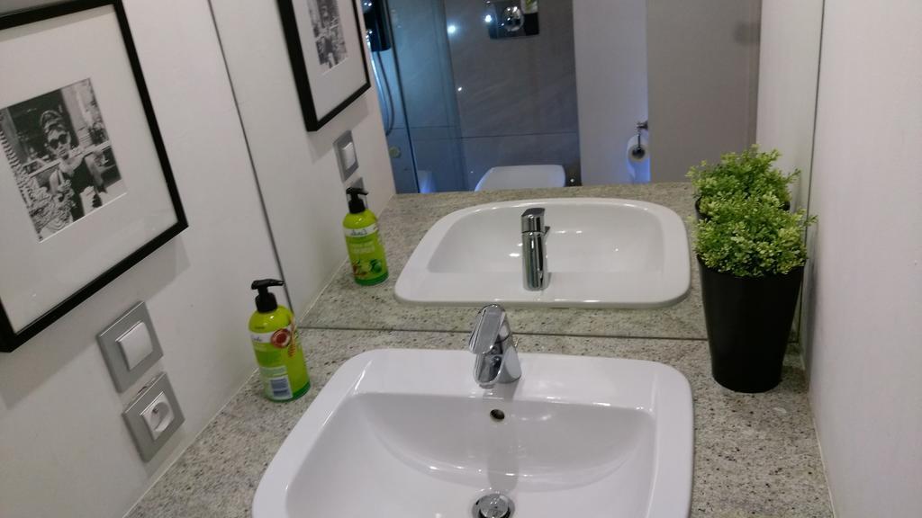 Zamkowy Apartment Old Town วอร์ซอ ภายนอก รูปภาพ